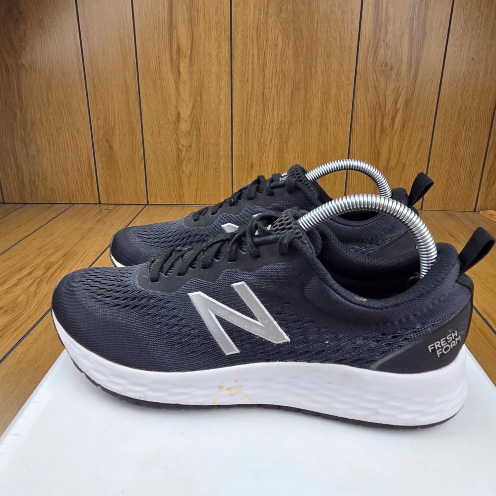 New Balance Fresh Foam Arishi v3 Mens Running Shoes Black Silver MARISLB3 Size 8